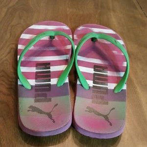Used Puma Flip-Flops